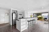 https://images.listonce.com.au/custom/160x/listings/11-inglewood-lane-ocean-grove-vic-3226/351/01417351_img_04.jpg?m2JwposIQPo
