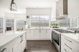 https://images.listonce.com.au/custom/160x/listings/11-jackie-court-aspendale-gardens-vic-3195/421/01768421_img_07.jpg?YWIBvE4v0gk