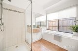 https://images.listonce.com.au/custom/160x/listings/11-jackie-court-aspendale-gardens-vic-3195/421/01768421_img_13.jpg?crNUIvR2mr4