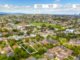 https://images.listonce.com.au/custom/160x/listings/11-jeffrey-street-templestowe-lower-vic-3107/722/00981722_img_06.jpg?G4XjdTjC7f0