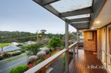 https://images.listonce.com.au/custom/160x/listings/11-kardinia-drive-yallambie-vic-3085/974/01956974_img_02.jpg?tc2HfelSVBc