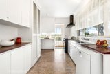 https://images.listonce.com.au/custom/160x/listings/11-kelvinside-street-balwyn-north-vic-3104/822/01683822_img_02.jpg?Ry6XKZTNsa0