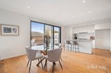 https://images.listonce.com.au/custom/160x/listings/11-kepsi-place-croydon-vic-3136/806/01950806_img_03.jpg?Qq2bIPVO74c