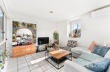 https://images.listonce.com.au/custom/160x/listings/11-kingsley-street-st-albans-vic-3021/860/01899860_img_02.jpg?a_ZJGFPVbkQ