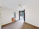 https://images.listonce.com.au/custom/160x/listings/11-larbert-avenue-balwyn-north-vic-3104/951/01850951_img_13.jpg?sR3z7Wz8BzE