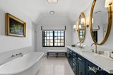 https://images.listonce.com.au/custom/160x/listings/11-laverton-street-williamstown-vic-3016/009/01991009_img_11.jpg?yrQh8CDYPKc