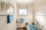 https://images.listonce.com.au/custom/160x/listings/11-lawson-road-mooroolbark-vic-3138/062/01808062_img_08.jpg?3tNimH_vNGc