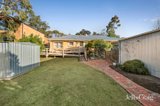 https://images.listonce.com.au/custom/160x/listings/11-lawson-road-mooroolbark-vic-3138/062/01808062_img_10.jpg?IEdGiEyBuoI
