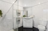 https://images.listonce.com.au/custom/160x/listings/11-leonard-street-burwood-vic-3125/925/01557925_img_09.jpg?jCpmrcFW1UQ