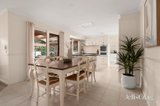 https://images.listonce.com.au/custom/160x/listings/11-lesay-drive-st-helena-vic-3088/404/01942404_img_05.jpg?T53Moek8wnE
