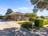 https://images.listonce.com.au/custom/160x/listings/11-levendale-avenue-mooroolbark-vic-3138/771/01525771_img_04.jpg?6-Etd5FKT8g