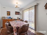 https://images.listonce.com.au/custom/160x/listings/11-levendale-avenue-mooroolbark-vic-3138/771/01525771_img_07.jpg?b00zLYEQ_fs