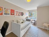 https://images.listonce.com.au/custom/160x/listings/11-lichen-grove-highton-vic-3216/374/01718374_img_05.jpg?IGcu8Z4AxaU