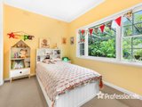 https://images.listonce.com.au/custom/160x/listings/11-loch-street-kilsyth-vic-3137/861/01525861_img_08.jpg?sxyyUvpMoM0