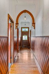 https://images.listonce.com.au/custom/160x/listings/11-maclean-street-williamstown-vic-3016/760/01727760_img_06.jpg?yxFFKTzpjTw