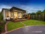 https://images.listonce.com.au/custom/160x/listings/11-maggie-street-yarraville-vic-3013/019/01203019_img_04.jpg?_esT0MqOxn8