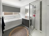 https://images.listonce.com.au/custom/160x/listings/11-majestic-way-lara-vic-3212/822/01749822_img_04.jpg?1aux6bClGHc