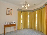 https://images.listonce.com.au/custom/160x/listings/11-malinda-crescent-bell-park-vic-3215/928/01698928_img_05.jpg?YlTxLxyODhY