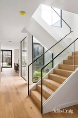 https://images.listonce.com.au/custom/160x/listings/11-malta-street-ivanhoe-vic-3079/631/01931631_img_04.jpg?iPpbKEcfFj8