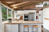https://images.listonce.com.au/custom/160x/listings/11-marbert-court-north-warrandyte-vic-3113/462/01972462_img_04.jpg?p1bNuT3RG3o