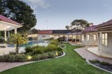 https://images.listonce.com.au/custom/160x/listings/11-marconi-court-research-vic-3095/483/01427483_img_18.jpg?Va_TeFnO_rw