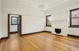 https://images.listonce.com.au/custom/160x/listings/11-marlborough-avenue-camberwell-vic-3124/889/01680889_img_02.jpg?YESYJSVui4o
