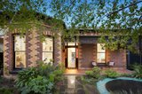 https://images.listonce.com.au/custom/160x/listings/11-marlton-crescent-st-kilda-vic-3182/854/00961854_img_02.jpg?YpcG8L1MC80