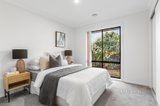 https://images.listonce.com.au/custom/160x/listings/11-mathisen-terrace-hillside-vic-3037/443/01341443_img_07.jpg?BEKxwRAo95U