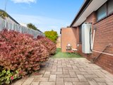 https://images.listonce.com.au/custom/160x/listings/11-mcdonald-street-belmont-vic-3216/345/01552345_img_07.jpg?f6Fn3WY9R-U