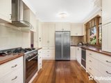 https://images.listonce.com.au/custom/160x/listings/11-mcfadzean-street-coldstream-vic-3770/011/01525011_img_02.jpg?izok6fObnvA