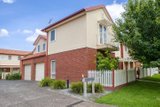 https://images.listonce.com.au/custom/160x/listings/11-mckelvie-court-glen-waverley-vic-3150/941/01934941_img_08.jpg?iY16LXeV3jI