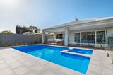 https://images.listonce.com.au/custom/160x/listings/11-meadow-avenue-rye-vic-3941/046/01781046_img_02.jpg?4fwIte7CA8I