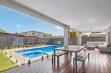 https://images.listonce.com.au/custom/160x/listings/11-meadow-avenue-rye-vic-3941/531/01597531_img_11.jpg?_6F9hkgtl8I