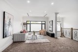 https://images.listonce.com.au/custom/160x/listings/11-milfay-court-balwyn-north-vic-3104/428/01357428_img_09.jpg?QARv94a9zbY