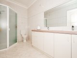 https://images.listonce.com.au/custom/160x/listings/11-mitchell-court-croydon-north-vic-3136/019/01524019_img_09.jpg?cGs5lcgoDtA