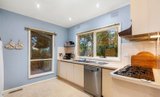 https://images.listonce.com.au/custom/160x/listings/11-morden-court-nunawading-vic-3131/660/01607660_img_04.jpg?XSYEy14W2l8