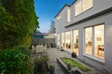 https://images.listonce.com.au/custom/160x/listings/11-munro-street-brighton-vic-3186/288/00574288_img_08.jpg?R6llnbInxT4