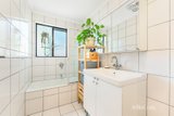 https://images.listonce.com.au/custom/160x/listings/11-napperby-street-brunswick-west-vic-3055/757/01884757_img_09.jpg?WdmHZewY090