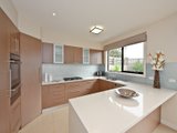 https://images.listonce.com.au/custom/160x/listings/11-narallah-grove-box-hill-north-vic-3129/867/01743867_img_02.jpg?RrCdcNOt1VI