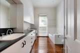 https://images.listonce.com.au/custom/160x/listings/11-nelson-road-camberwell-vic-3124/244/01097244_img_09.jpg?Hw2-rKPi3uY