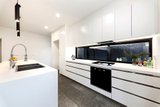 https://images.listonce.com.au/custom/160x/listings/11-norman-street-mitcham-vic-3132/377/01558377_img_02.jpg?0cfYDRRiByE