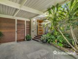 https://images.listonce.com.au/custom/160x/listings/11-nuraylia-avenue-croydon-vic-3136/936/01525936_img_12.jpg?l3vNZaiEnkA