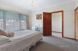 https://images.listonce.com.au/custom/160x/listings/11-oak-street-wendouree-vic-3355/719/01538719_img_03.jpg?LAKxdNXFNBQ