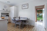 https://images.listonce.com.au/custom/160x/listings/11-oak-street-wendouree-vic-3355/719/01538719_img_07.jpg?mDxrgdSMP1E