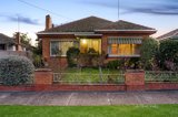 https://images.listonce.com.au/custom/160x/listings/11-oak-street-wendouree-vic-3355/719/01538719_img_18.jpg?yLhEatR8eWQ