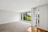 https://images.listonce.com.au/custom/160x/listings/11-ochre-place-mount-waverley-vic-3149/604/01937604_img_05.jpg?FPwh1Bq9KKA