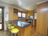 https://images.listonce.com.au/custom/160x/listings/11-oppy-crescant-hoppers-crossing-vic-3029/057/01614057_img_08.jpg?T-Ixn5t629w
