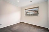 https://images.listonce.com.au/custom/160x/listings/11-oshannassy-parade-lucas-vic-3350/817/01643817_img_07.jpg?2ivJbYAIghE