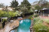https://images.listonce.com.au/custom/160x/listings/11-outlook-crescent-briar-hill-vic-3088/324/01827324_img_18.jpg?lA13amOGD9I