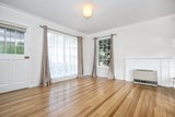 https://images.listonce.com.au/custom/160x/listings/11-pakenham-street-blackburn-vic-3130/824/01903824_img_05.jpg?Abvqda4QA60